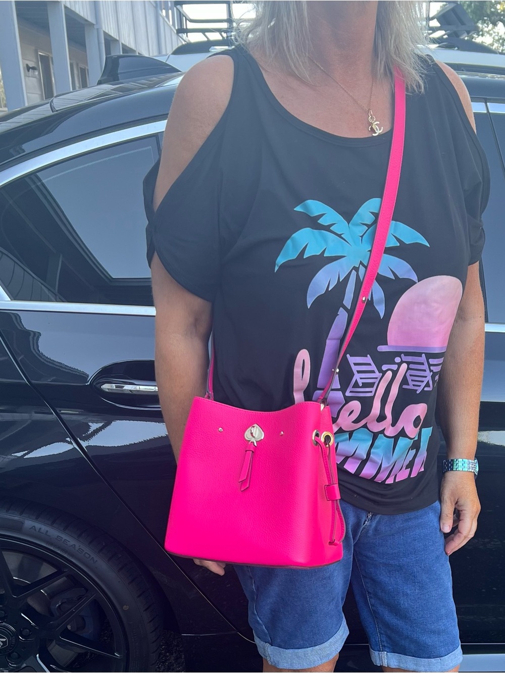 Kate Spade small leather Bucket/shoulder/crossbody bag - Picture 2 of 11
